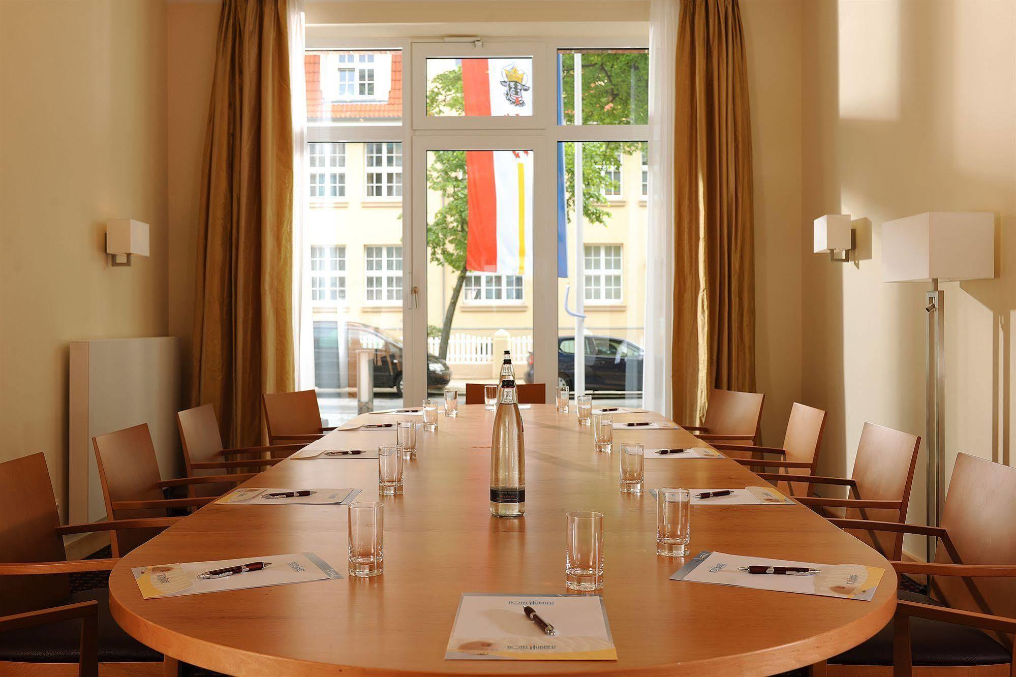 Park-Hotel Hübner Rostock Restaurante foto